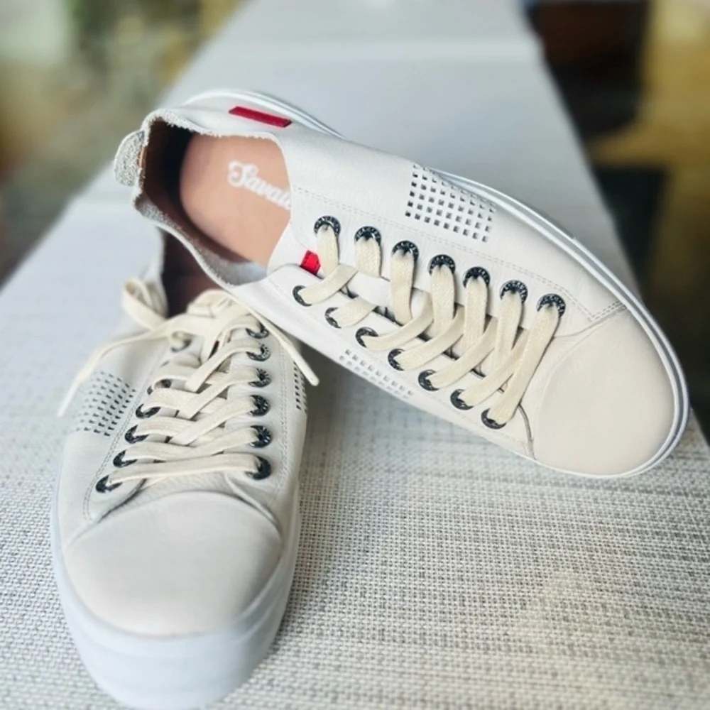 savale’ leather